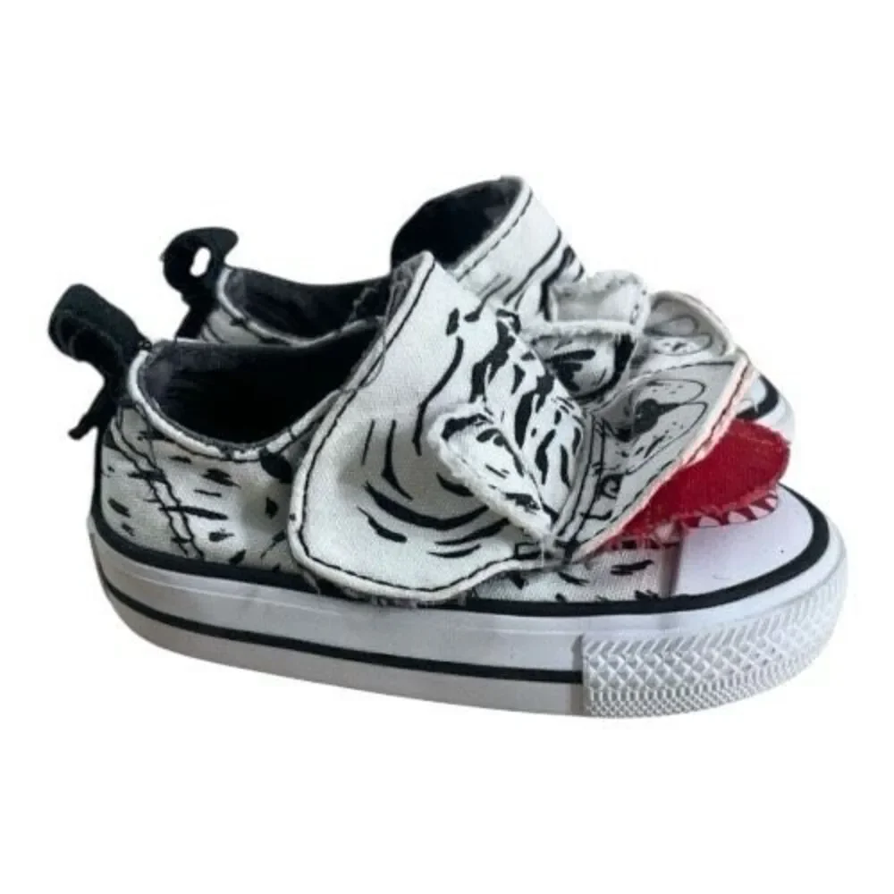 Converse Infant White Black Tiger Sneakers Size 4 Low-Top Toddler Casual Shoes